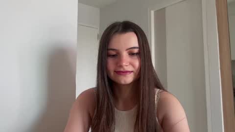 Lina online show from 12.22.24