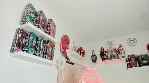 Snapshot of cherrymafer666 chatting on 02.14.25 cherrycute666 online show from 02.14.25