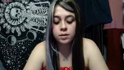 Snapshot of cherrypeach_ chatting on 10.02.25 cherrypeach_ online show from 10.02.25