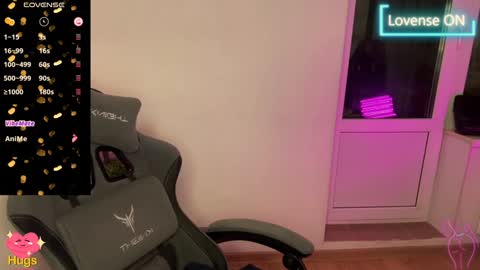 Snapshot of chery_dream chatting on 02.05.25 Brianna online show from 02.05.25