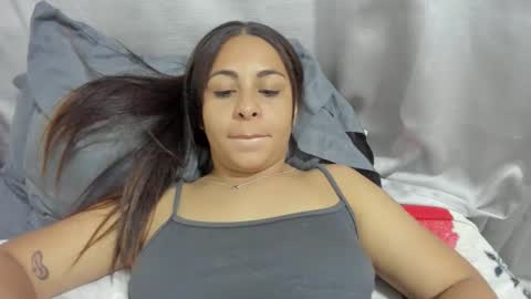 Snapshot of chiara_20 chatting on 10.15.25 Airam online show from 10.15.25