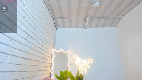 Chiara  online show from 02.05.25