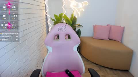 Chiara  online show from 02.08.25