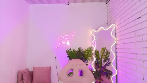 Chiara  online show from 02.27.25