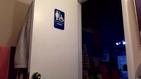 Snapshot of chicagobabe312 chatting on 10.16.25 chicagobabe312 online show from 10.16.25