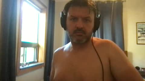 Snapshot of chicagoguy7183 chatting on 09.14.25 chicagoguy7183 online show from 09.14.25