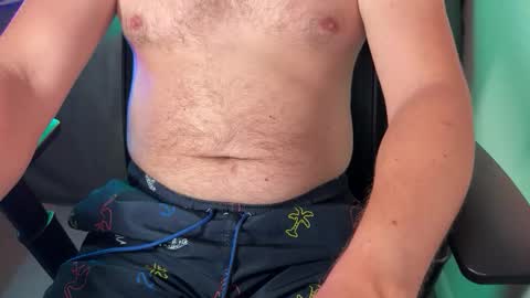 Snapshot of chicagohonda chatting on 11.05.25 chicagohonda online show from 11.05.25