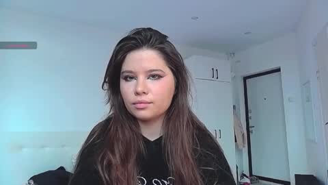 Snapshot of chiculya chatting on 04.04.26 chiculya online show from 04.04.26