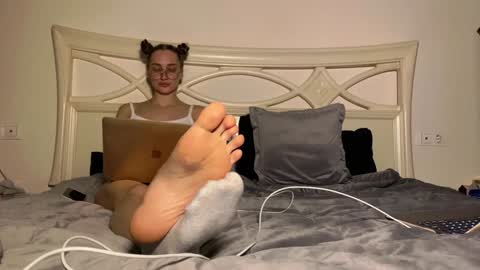 Snapshot of chillgoddess chatting on 12.29.24 Goddess Vika - owner of all ur money online show from 12.29.24