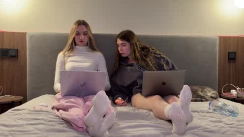 Snapshot of chillgoddess chatting on 11.14.25 Goddess Vika - owner of all ur money online show from 11.14.25