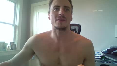 Snapshot of chillsfguy chatting on 12.16.24 Chillsfguy online show from 12.16.24