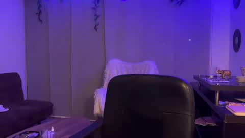 KAIA online show from 01.05.25