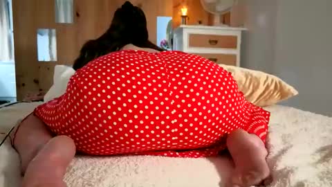 yoursensualparadise online show from 06.05.26