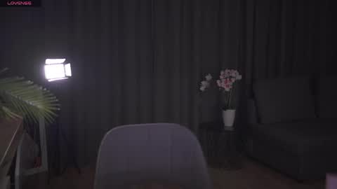 chillwithstacy online show from 04.23.26