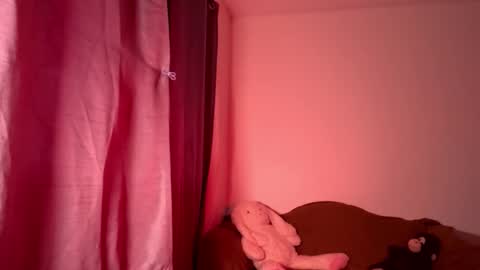 Snapshot of chinicr18 chatting on 03.19.26 chinicr18 online show from 03.19.26