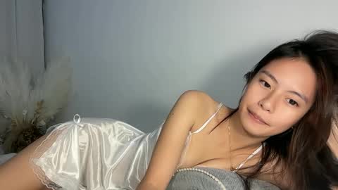 Snapshot of chinita_kai chatting on 05.18.26 chenee online show from 05.18.26