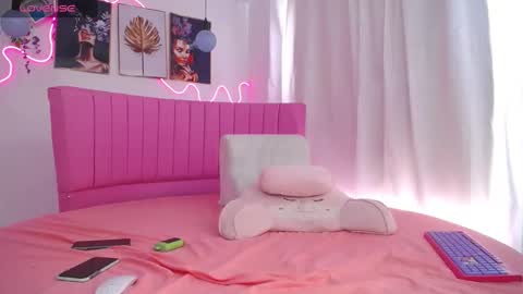 Snapshot of chiquibumbun chatting on 01.29.25 sophia online show from 01.29.25