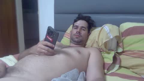 Snapshot of chiquillo871 chatting on 03.07.26 chiquillo871 online show from 03.07.26