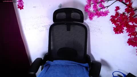 Snapshot of chleo_rosse chatting on 03.29.26 chleo_rosse online show from 03.29.26