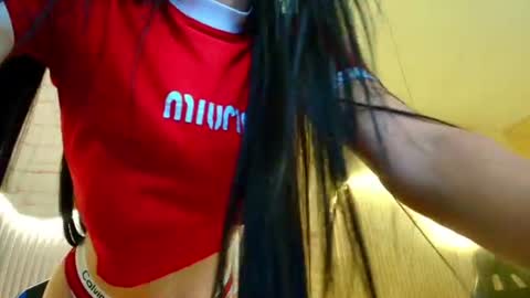 Snapshot of chloe__r chatting on 07.28.26 chole online show from 07.28.26