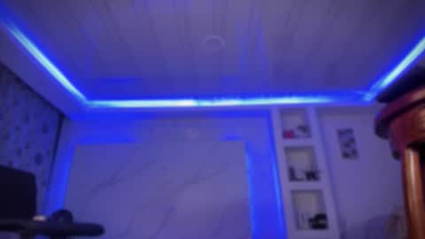 chloe_cooperr online show from 02.20.26