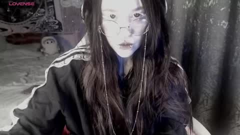 Snapshot of chloe_crystall_killer chatting on 05.24.26 chloe_crystall_killer online show from 05.24.26