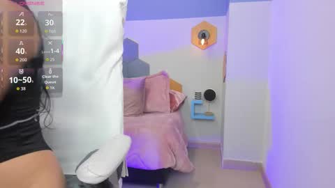 Chloe online show from 10.11.25