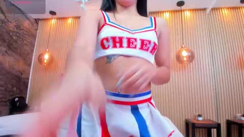  CHLOE  online show from 10.10.25