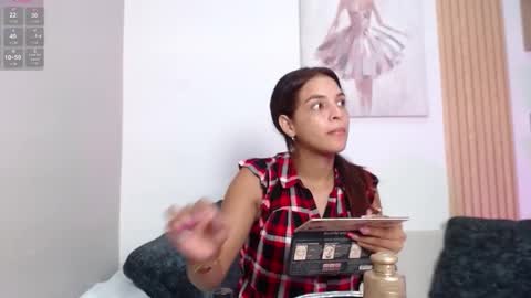 chloe_peach_ online show from 02.04.26