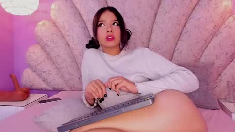   online show from 03.06.25