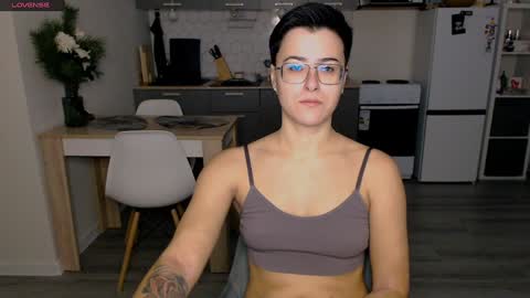 Eva and Sandra online show from 12.19.24