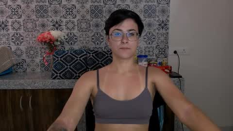 Eva and Sandra online show from 02.18.25