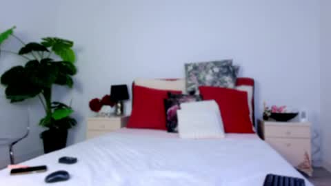 Chloe online show from 03.24.26