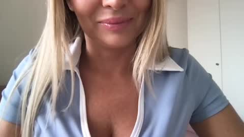 Snapshot of chloefree chatting on 07.23.26 Chloe online show from 07.23.26