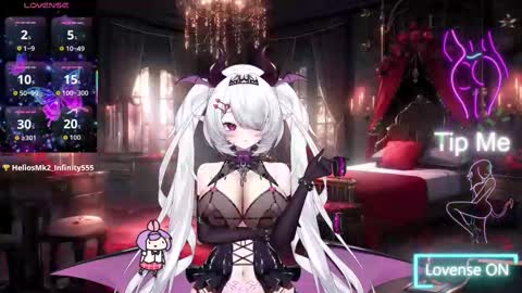 Snapshot of chloelabelle chatting on 10.04.25 Chole online show from 10.04.25