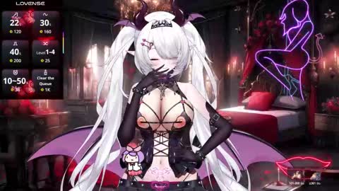 Snapshot of chloelabelle chatting on 11.07.25 Chole online show from 11.07.25