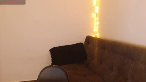 Snapshot of chloelopez_ chatting on 01.28.25 chloelopez_ online show from 01.28.25