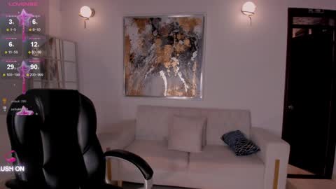 Chloe  OF chloemanson online show from 01.28.25