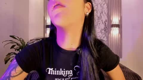 Snapshot of chloemasonn chatting on 04.28.26 chloemasonn online show from 04.28.26