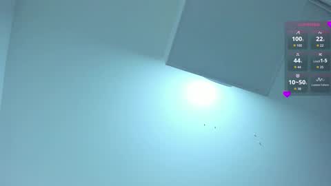 Chloe  online show from 12.17.25