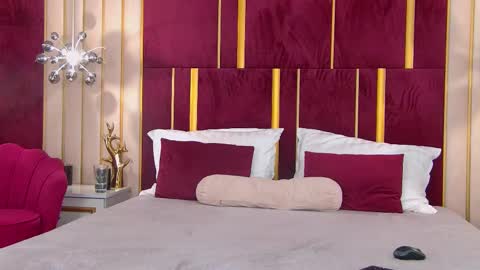 Chloe online show from 02.26.25