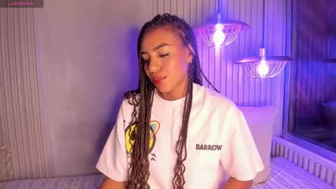 Snapshot of chloetaylorr_ chatting on 12.18.24 CHLOE  online show from 12.18.24