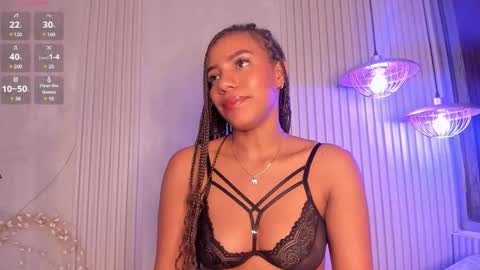 Snapshot of chloetaylorr_ chatting on 12.19.24 CHLOE  online show from 12.19.24
