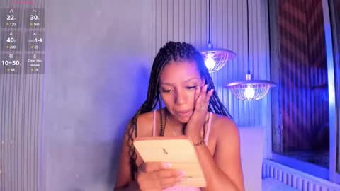 Snapshot of chloetaylorr_ chatting on 12.23.24 CHLOE  online show from 12.23.24
