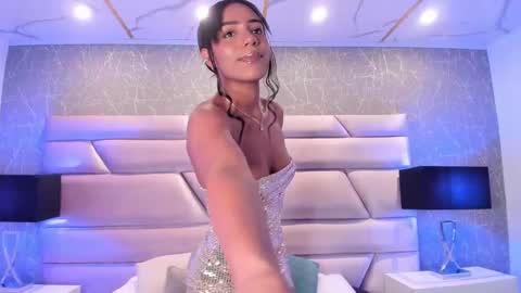 Snapshot of chloetaylorr_ chatting on 01.24.25 CHLOE  online show from 01.24.25