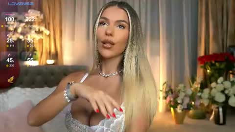 Chloe online show from 07.16.26