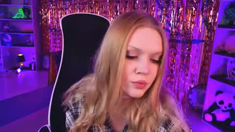 ChloeWight online show from 02.22.26