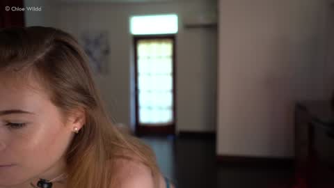 Chloe  online show from 02.04.26