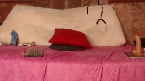 Snapshot of chlooe_zoe chatting on 03.02.25 chlooe_zoe online show from 03.02.25