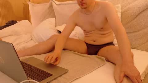 chlover855 online show from 04.21.26